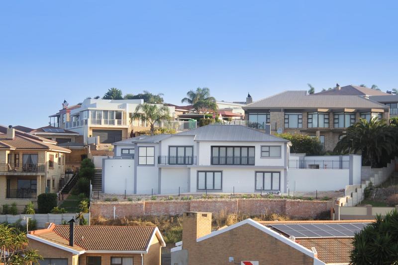 3 Bedroom Property for Sale in Menkenkop Western Cape